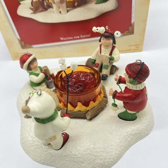 HALLMARK  Keepsake Ornament Waiting For Santa Set‎ Of 4 W/ Candle Base 2003 - Picture 3 of 6